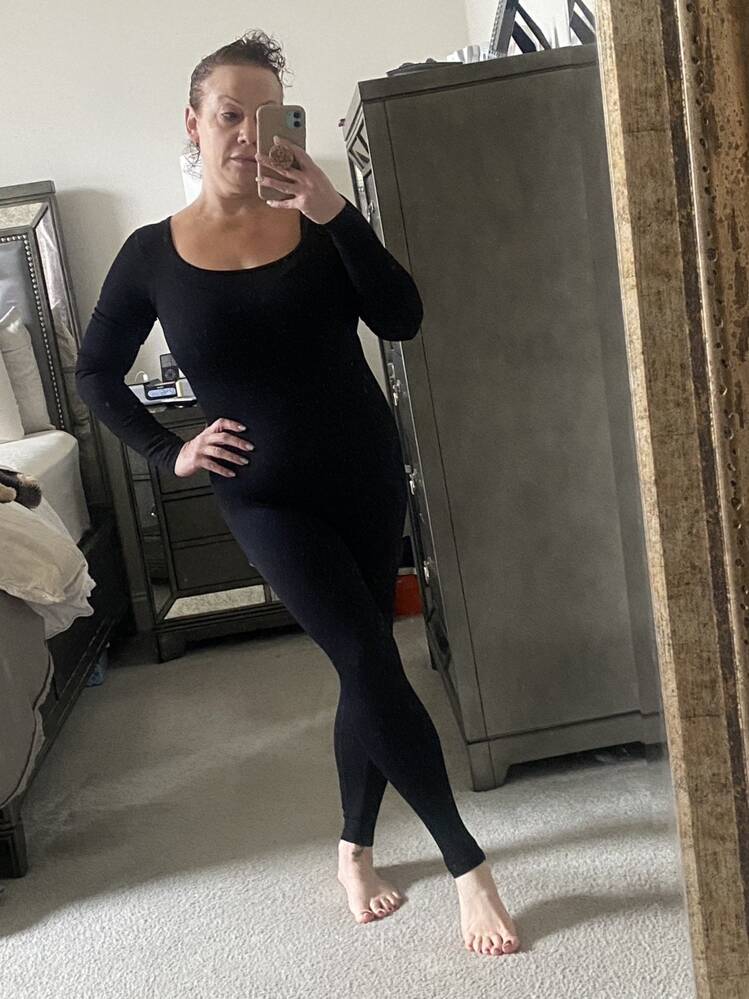 Enterizo deportivo negro manga larga tela acanalada 1