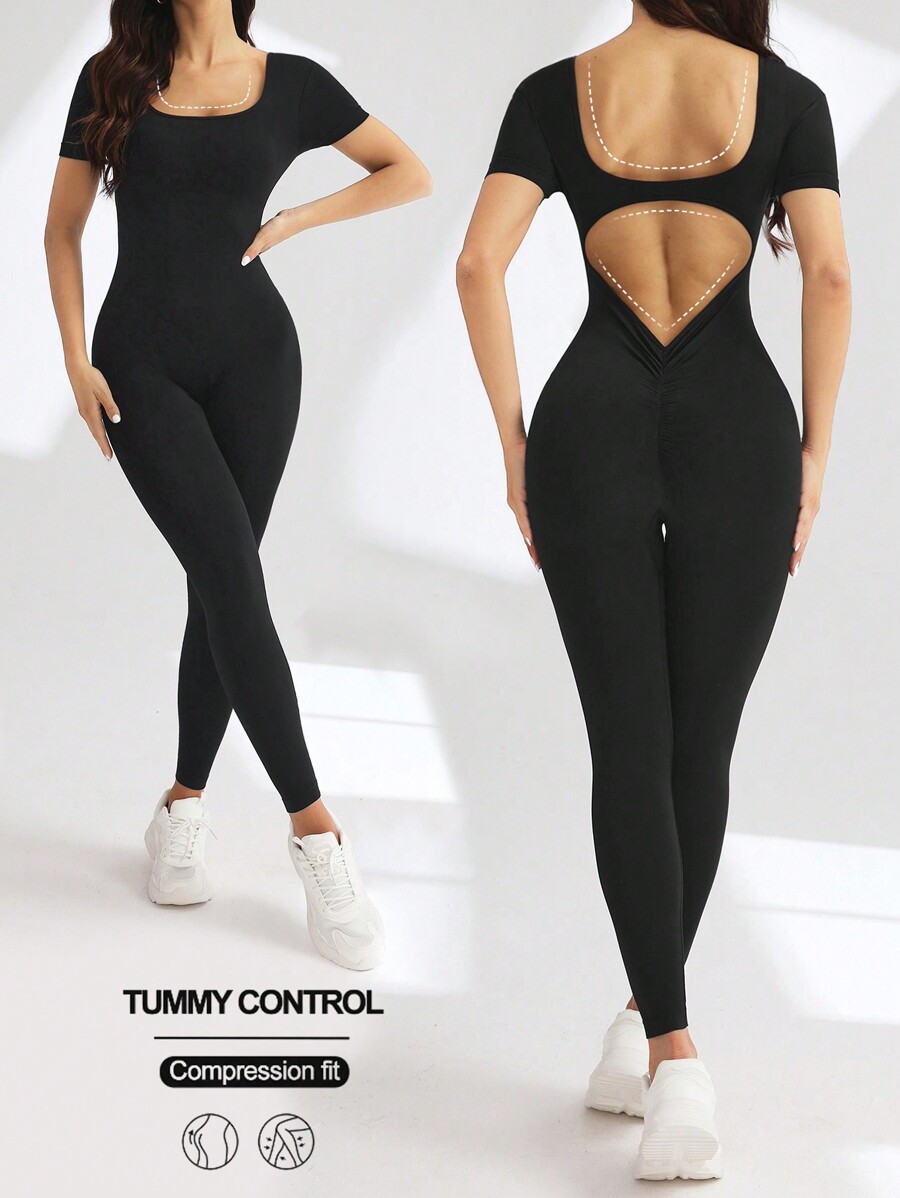 Enterizo manga corta, en corte V