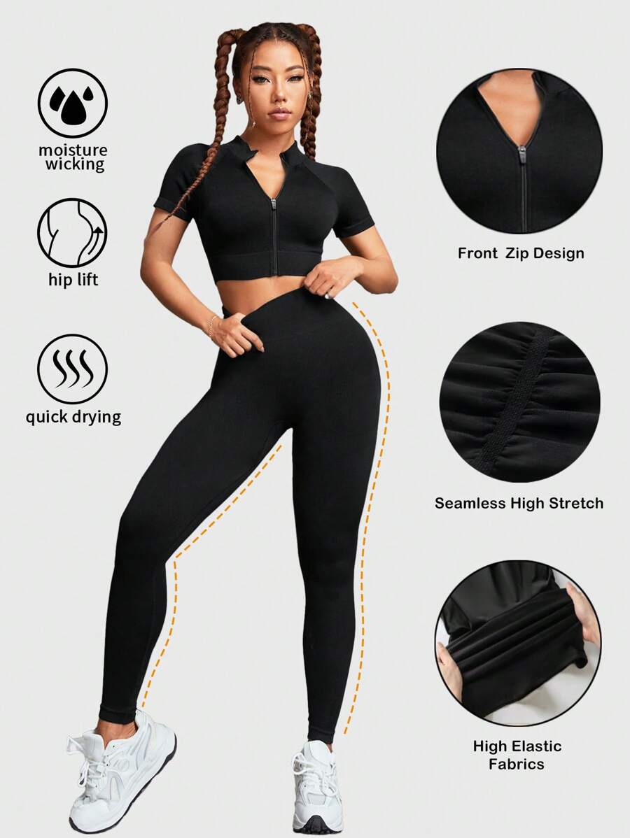 Conjunto deportivo de camiseta y leggings 